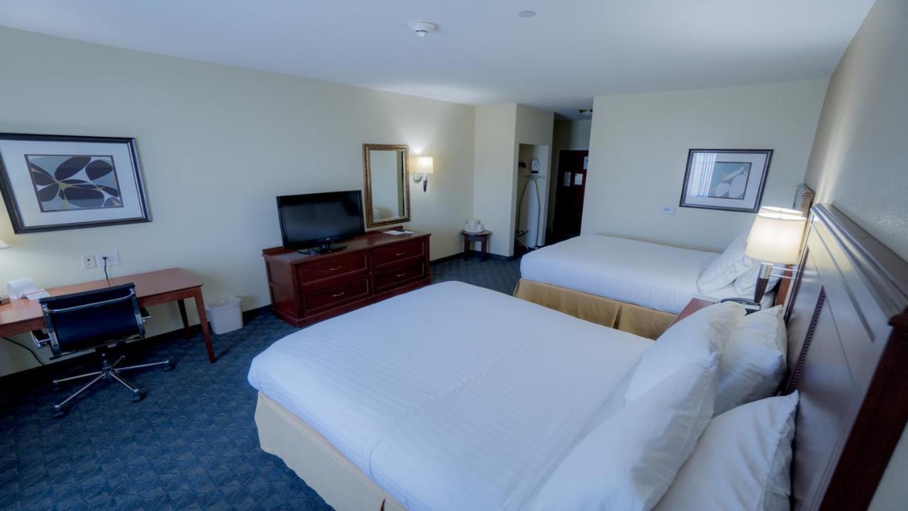 Holiday Inn Express Hotel & Suites Pampa By Ihg Ruang foto
