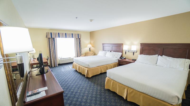 Holiday Inn Express Hotel & Suites Pampa By Ihg Bagian luar foto